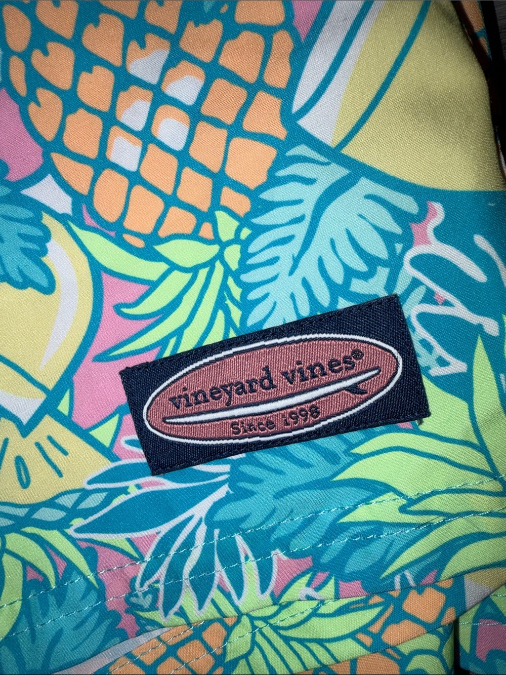 Vineyard Vines Men’s Hat and Chappy Trunks New without tags - Picture 4 of 8